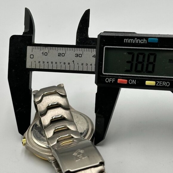 Helbros Watch Men Silver Gold Two Tone 38MM Round Dial New Battery 8.25 Inch - Picture 9 of 11